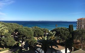 Studio avec splendide vue sur mer